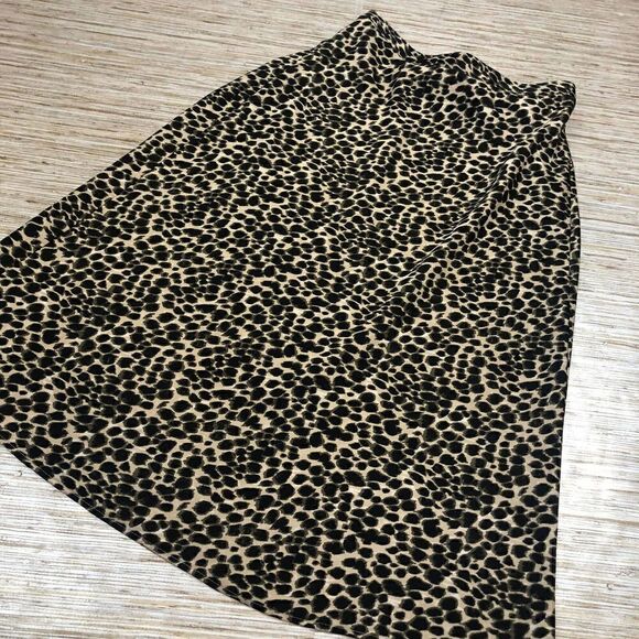 Q-171 J. Crew Midi length pull on skirt LEOPARD PRINT sz XS - Picture 1 of 1